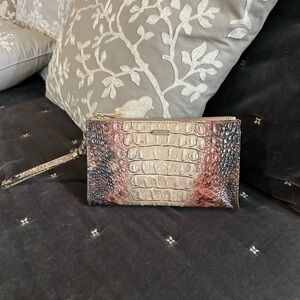Brahmin Daisy - Diamondback Ombré Melbourne Wristlet/Clutch.